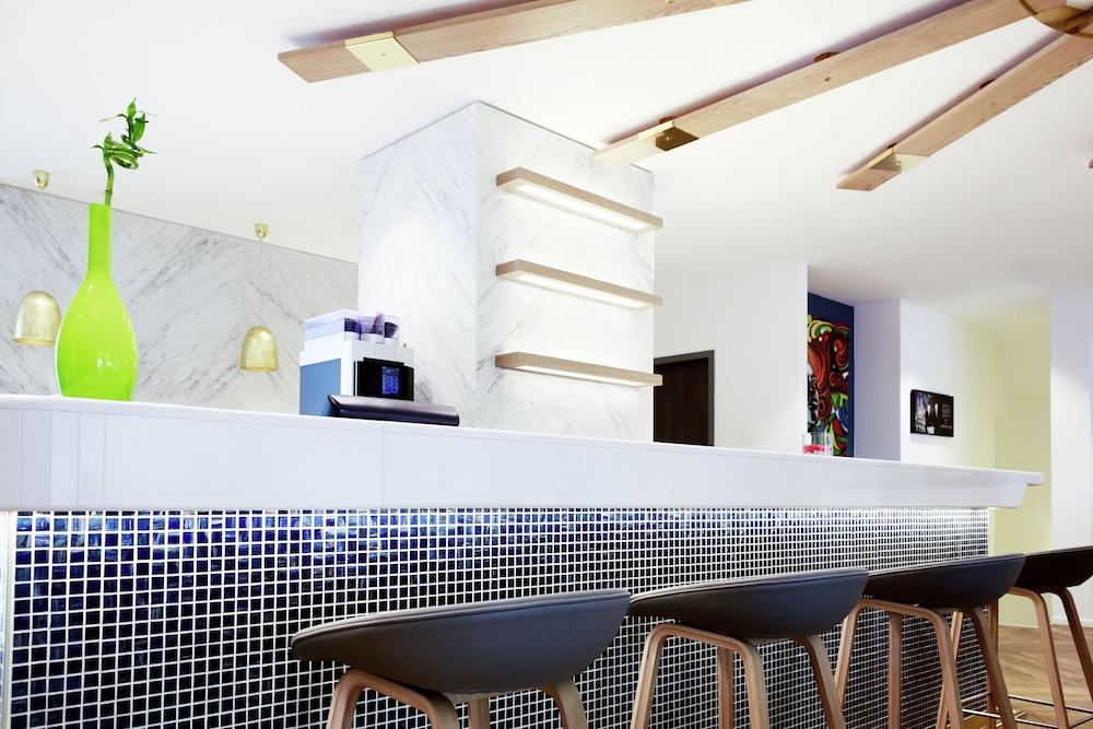 Visionapartments Place De Cornavin - Contactless Check-in Hotel Geneva