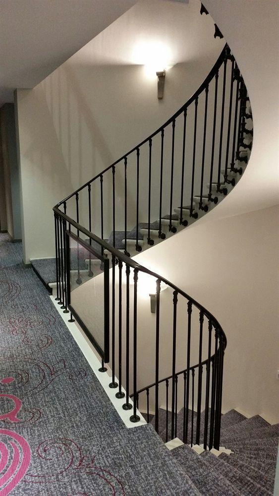 Visionapartments Place De Cornavin - Contactless Check-in Appart hôtel 3*