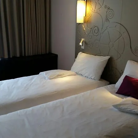 Visionapartments Place De Cornavin - Self Check-in 3*