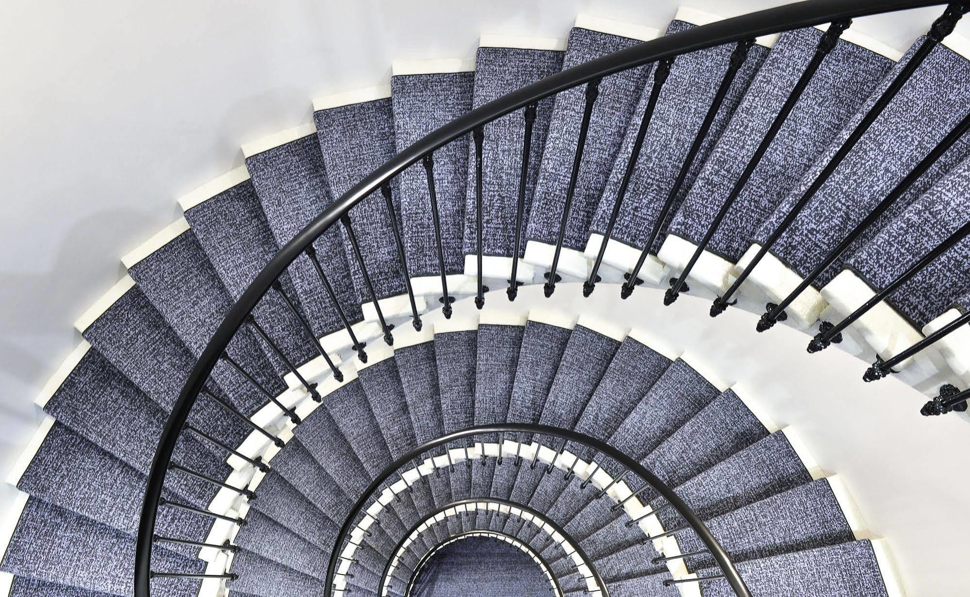 Visionapartments Place De Cornavin - Contactless Check-in 3*